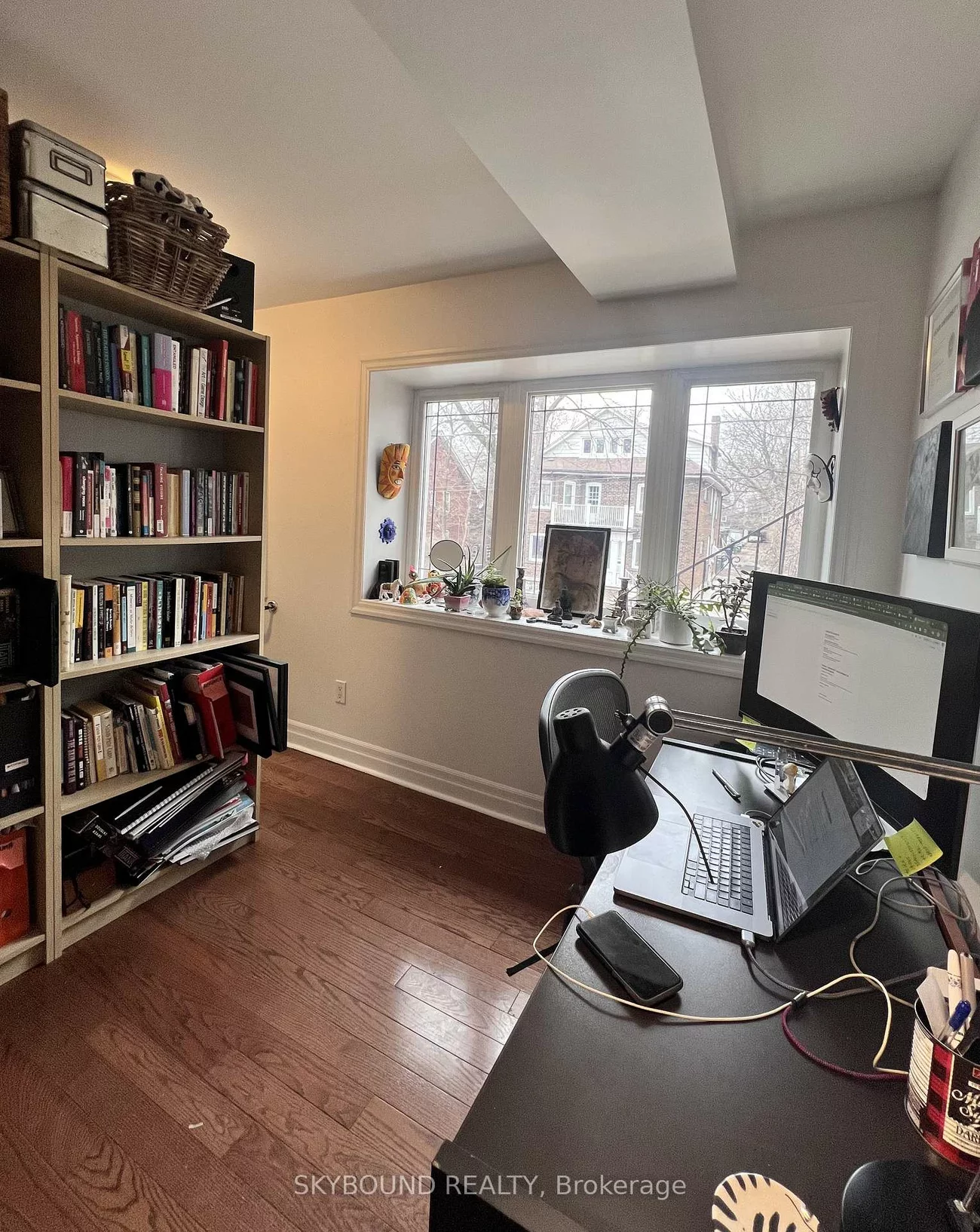 27A, Ridout, High Park-Swansea, Toronto