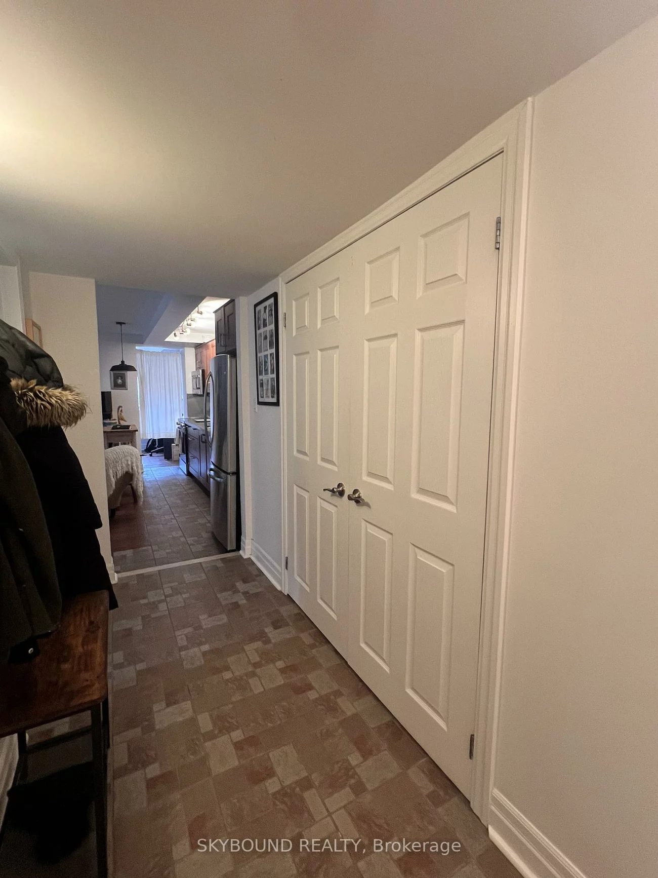 27A, Ridout, High Park-Swansea, Toronto