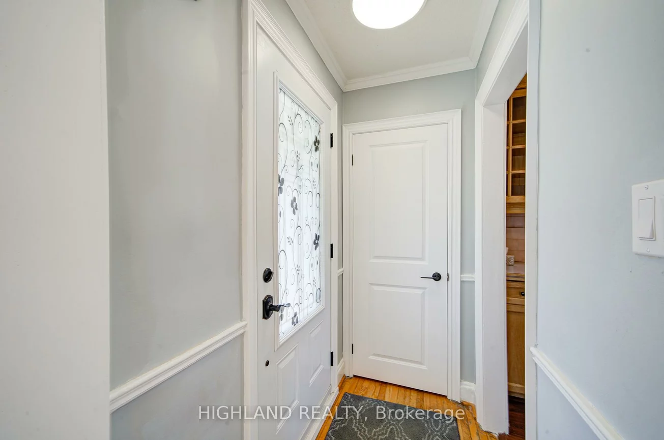 90, Clouston, Weston, Toronto