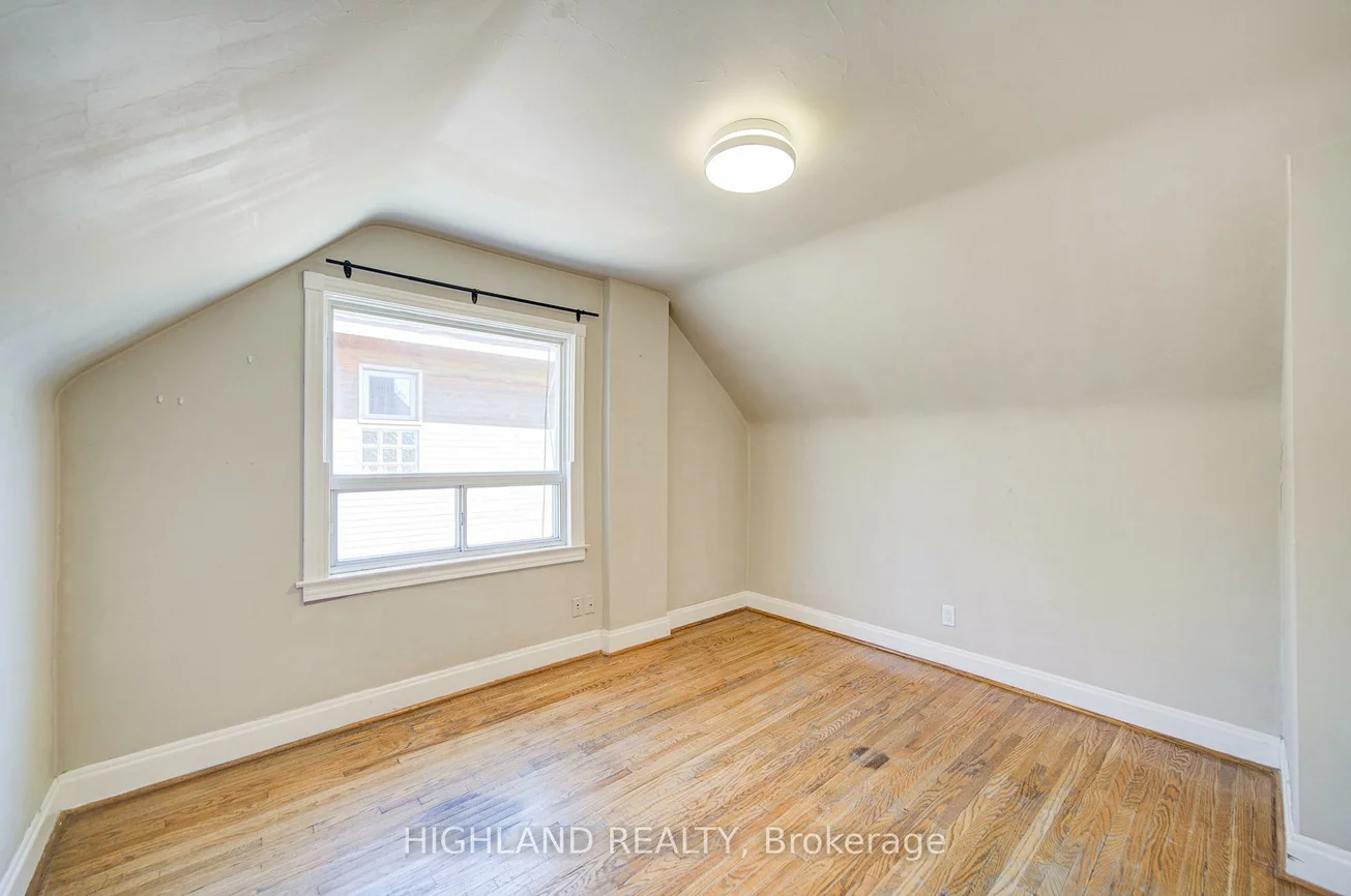 90, Clouston, Weston, Toronto