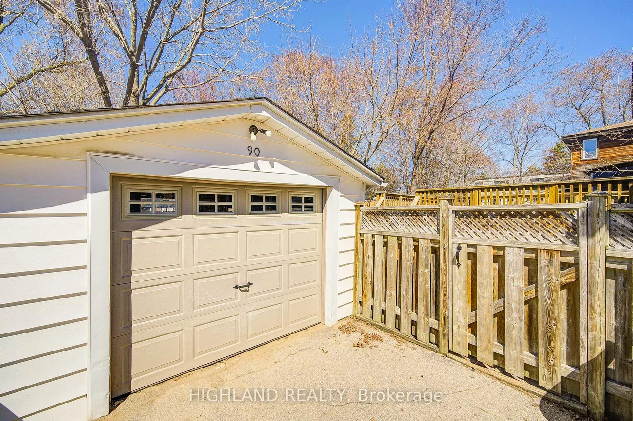 90, Clouston, Weston, Toronto