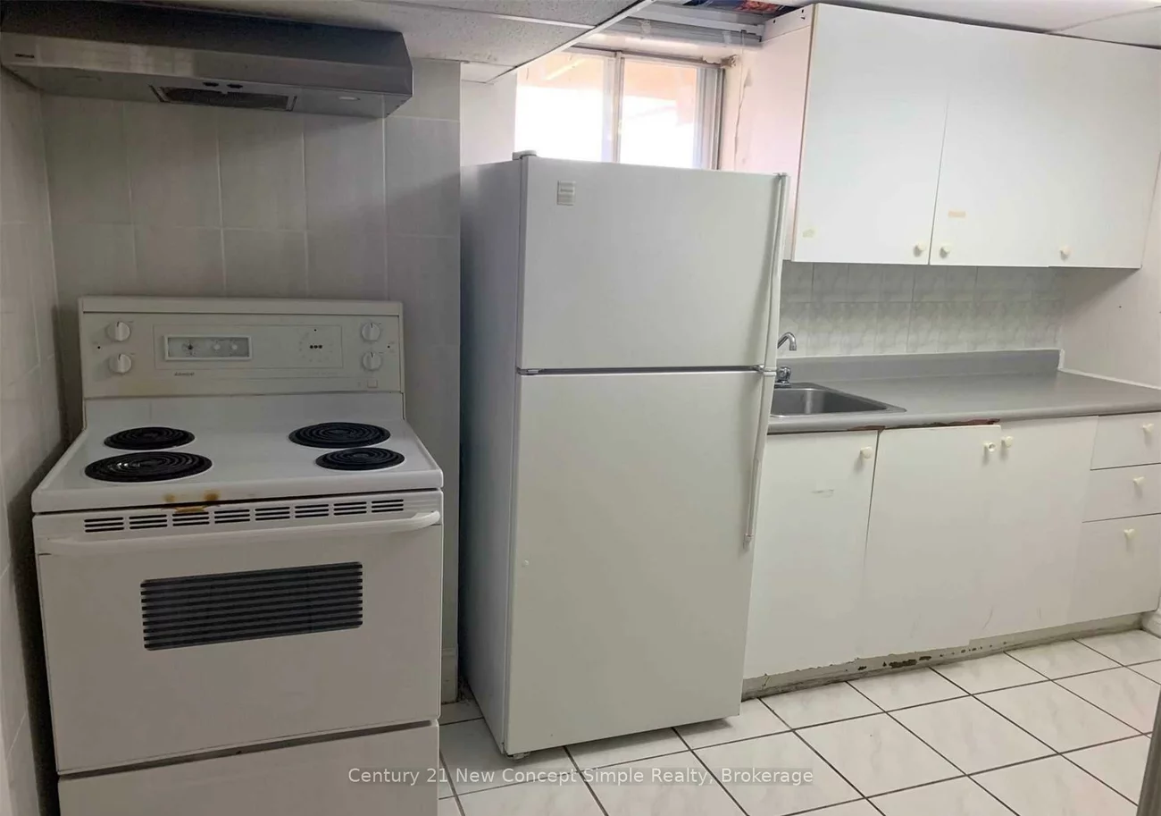 271, Delta, Alderwood, Toronto