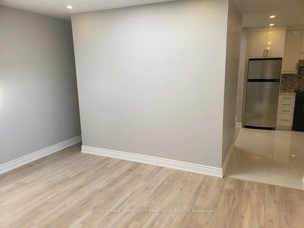 379, Jane, Runnymede-Bloor West Village, Toronto
