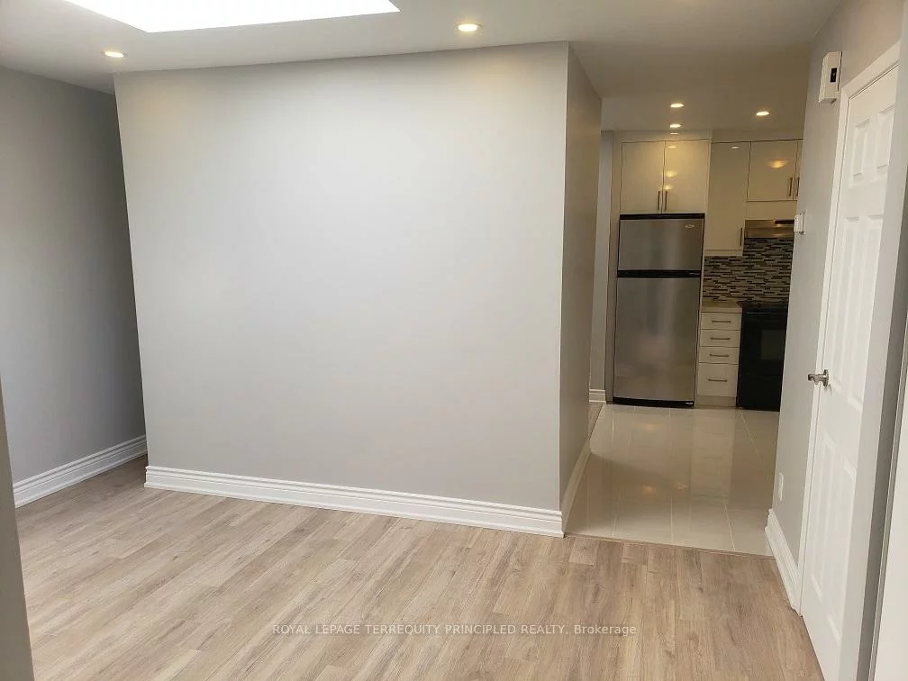 379, Jane, Runnymede-Bloor West Village, Toronto