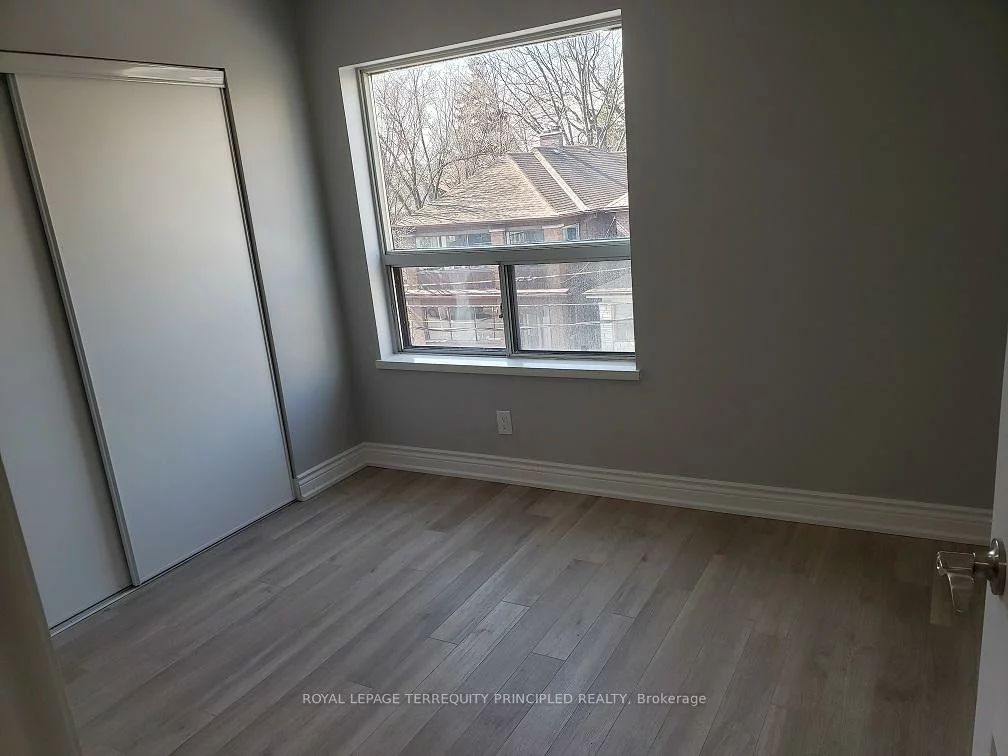 379, Jane, Runnymede-Bloor West Village, Toronto
