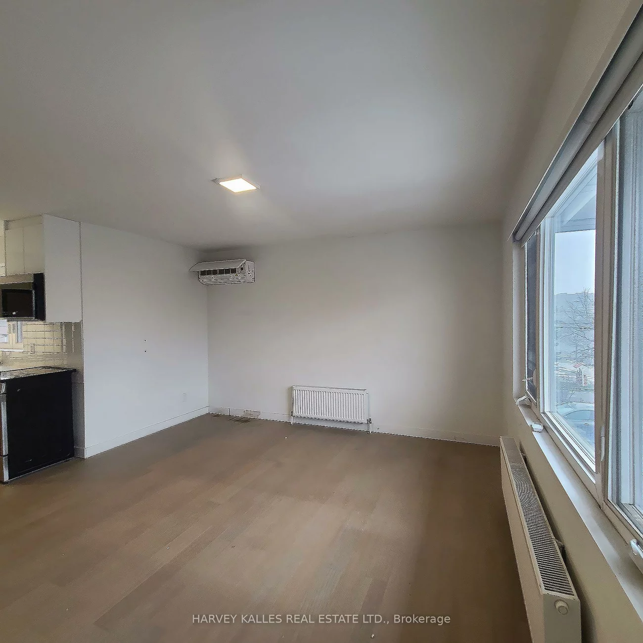 521, Browns, Alderwood, Toronto