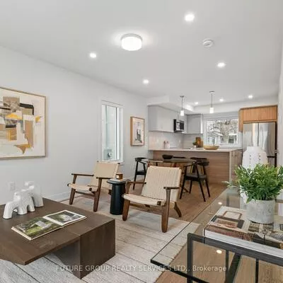 34, Poplar, Islington-City Centre West, Toronto
