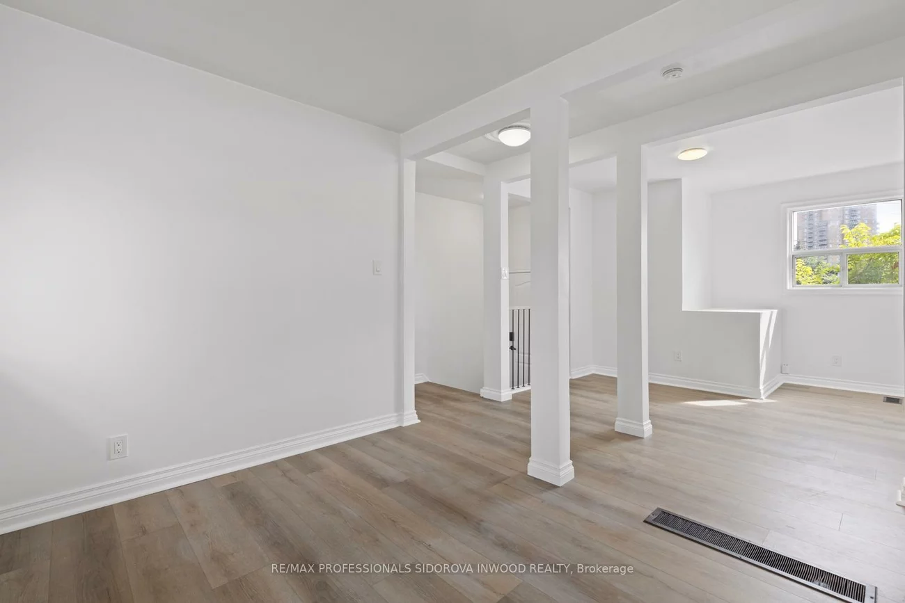 1, Dixon, Humber Heights, Toronto