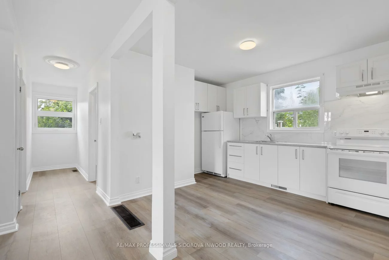 1, Dixon, Humber Heights, Toronto