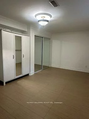 190, Falstaff, Rustic, Toronto