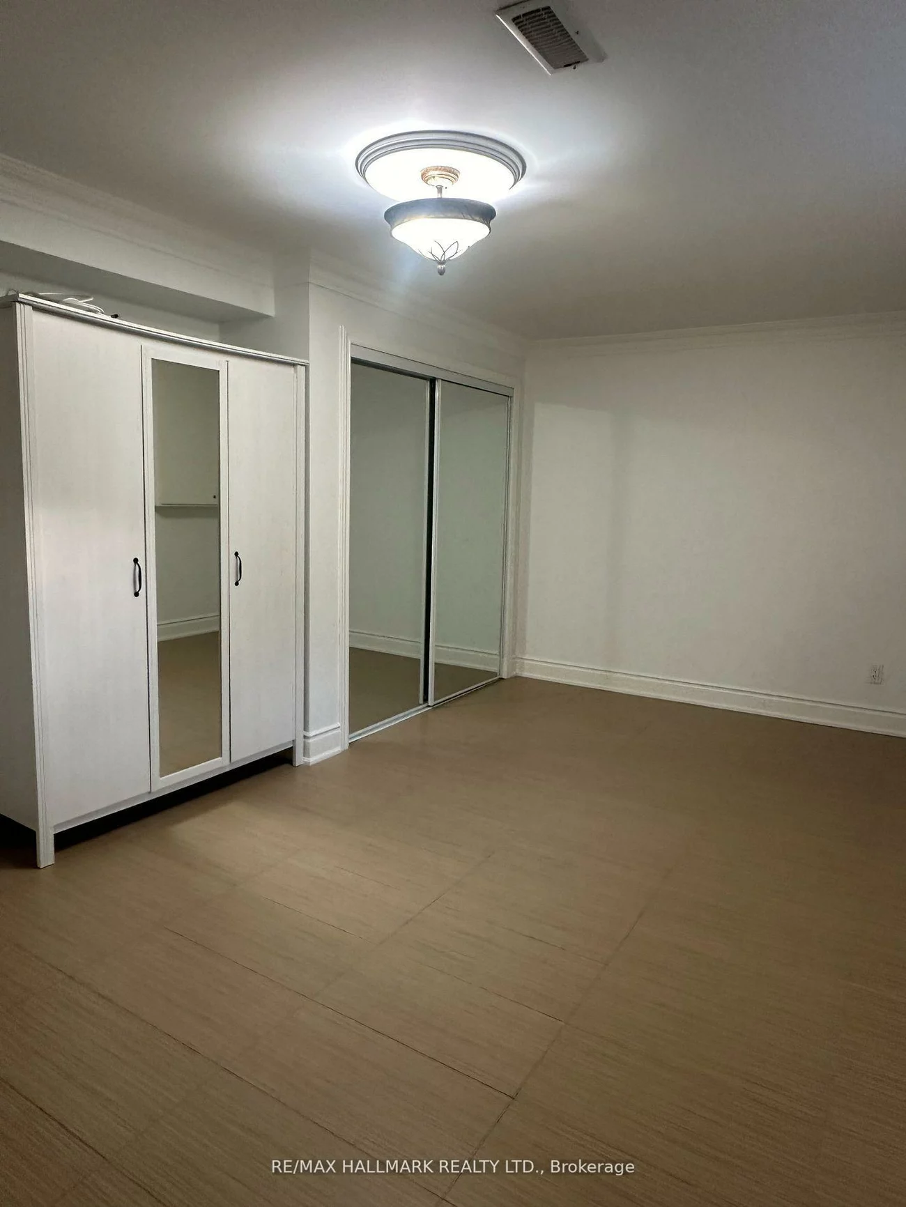 190, Falstaff, Rustic, Toronto