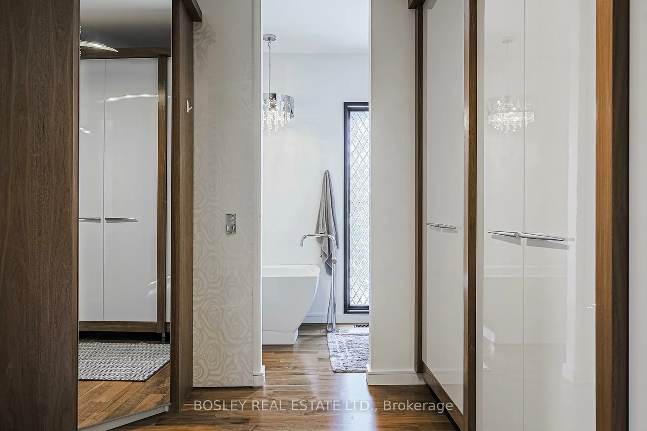 10, Graystone, Islington-City Centre West, Toronto