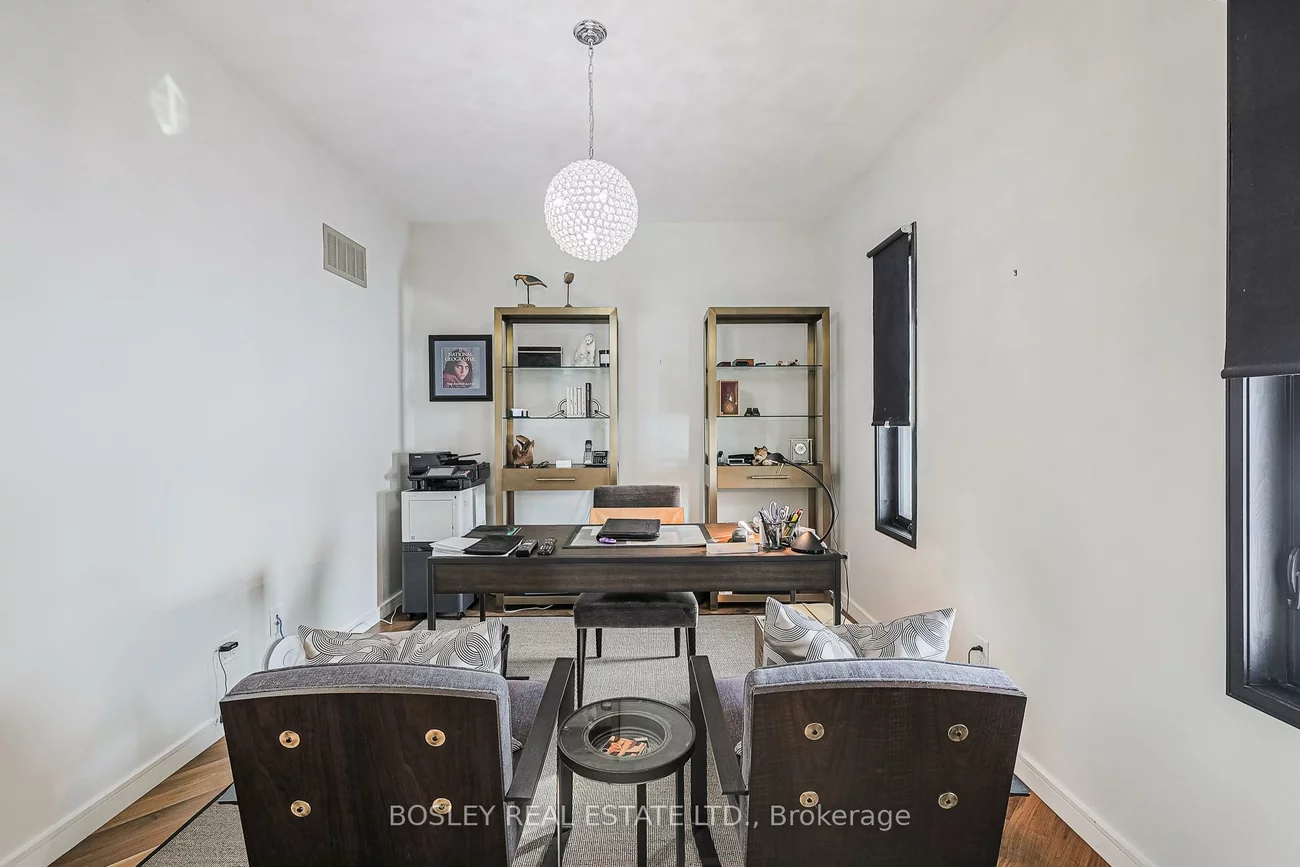 10, Graystone, Islington-City Centre West, Toronto