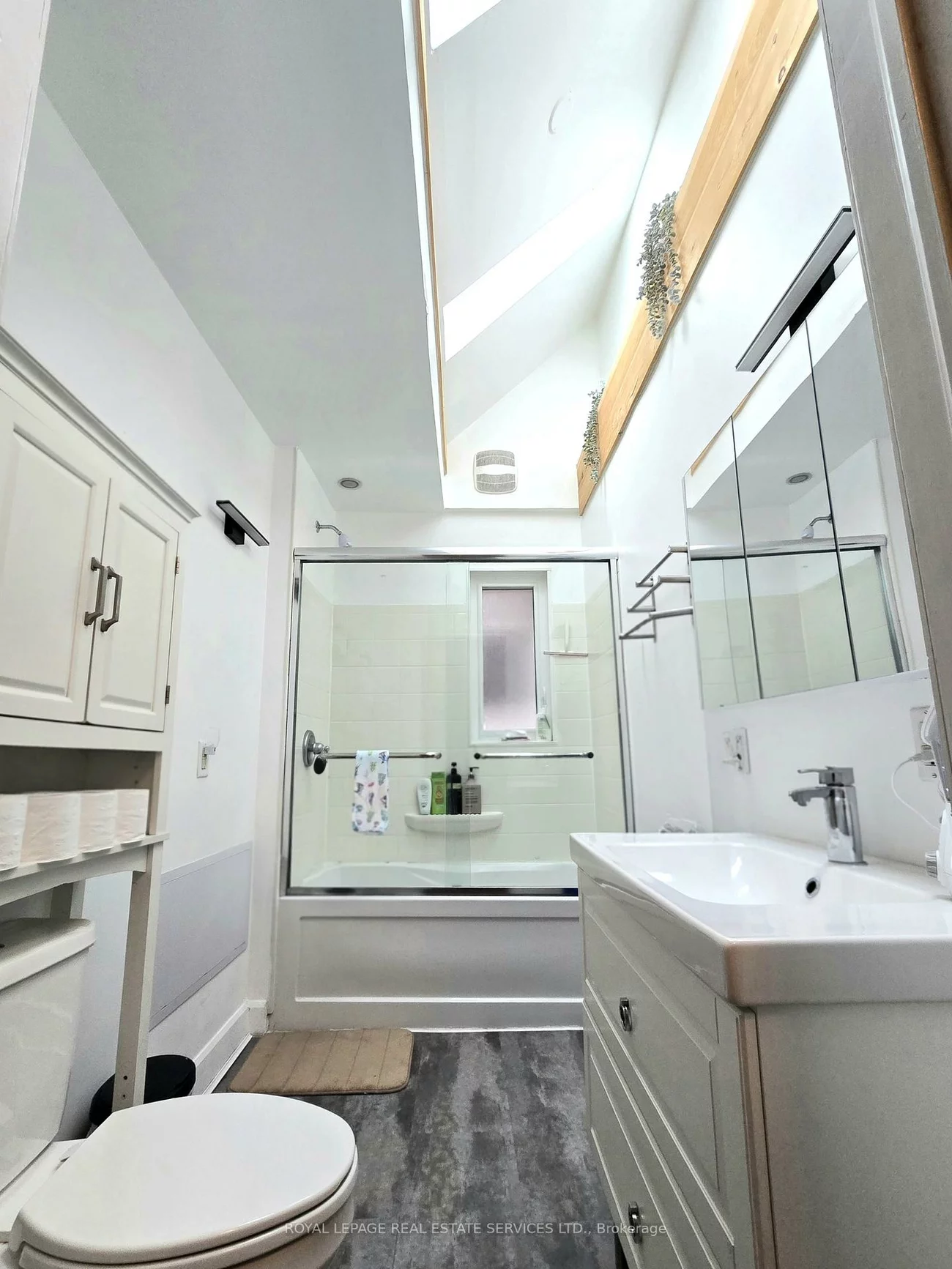 1399, Lansdowne, Corso Italia-Davenport, Toronto