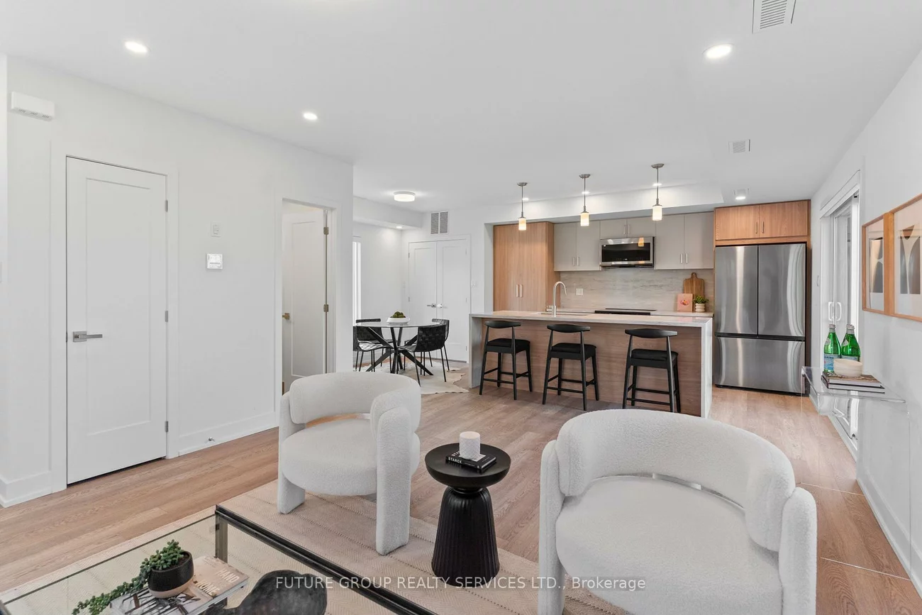 15, Acorn, Islington-City Centre West, Toronto