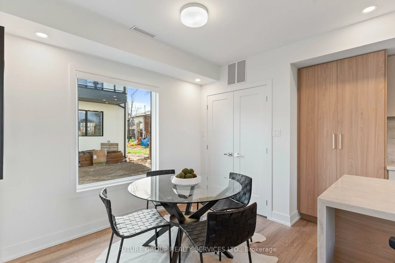 15, Acorn, Islington-City Centre West, Toronto