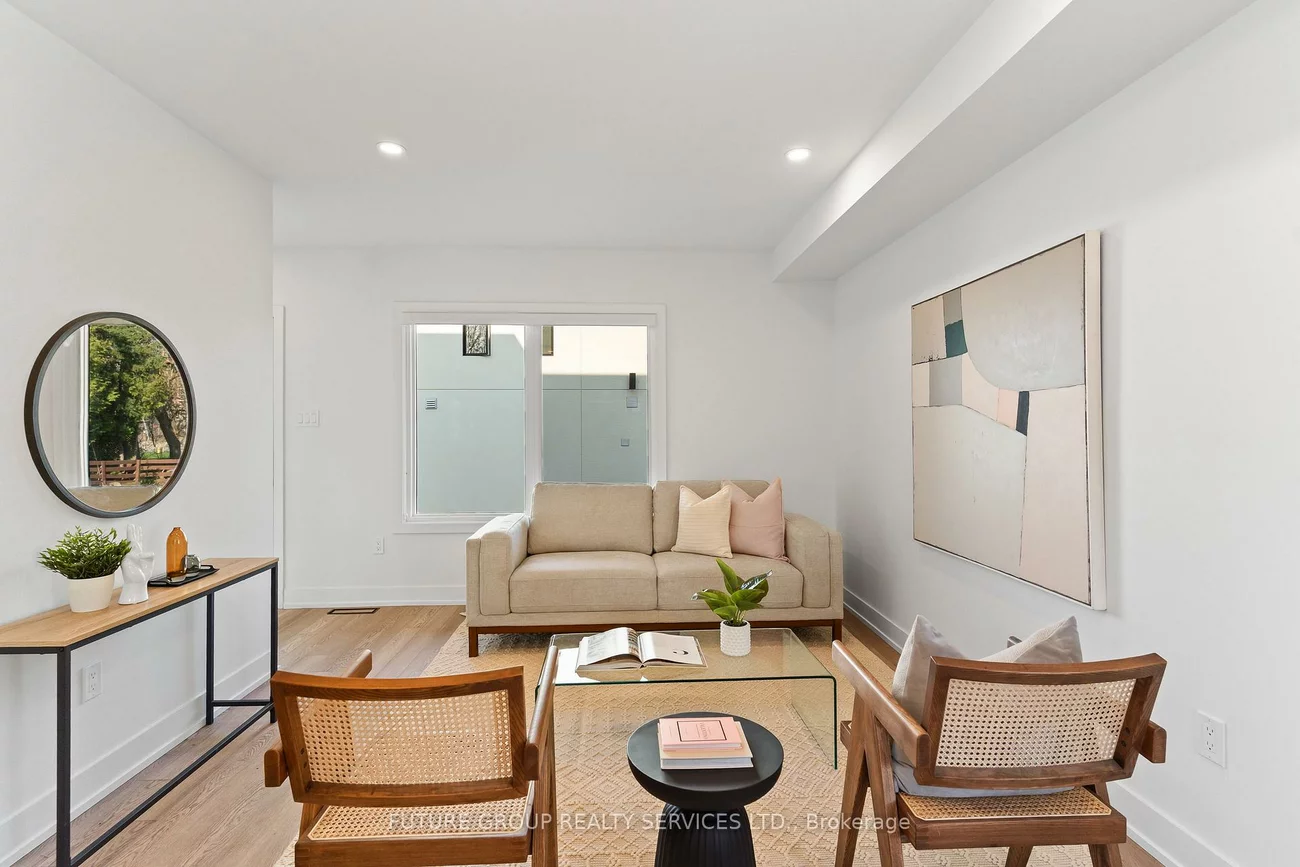 15, Acorn, Islington-City Centre West, Toronto