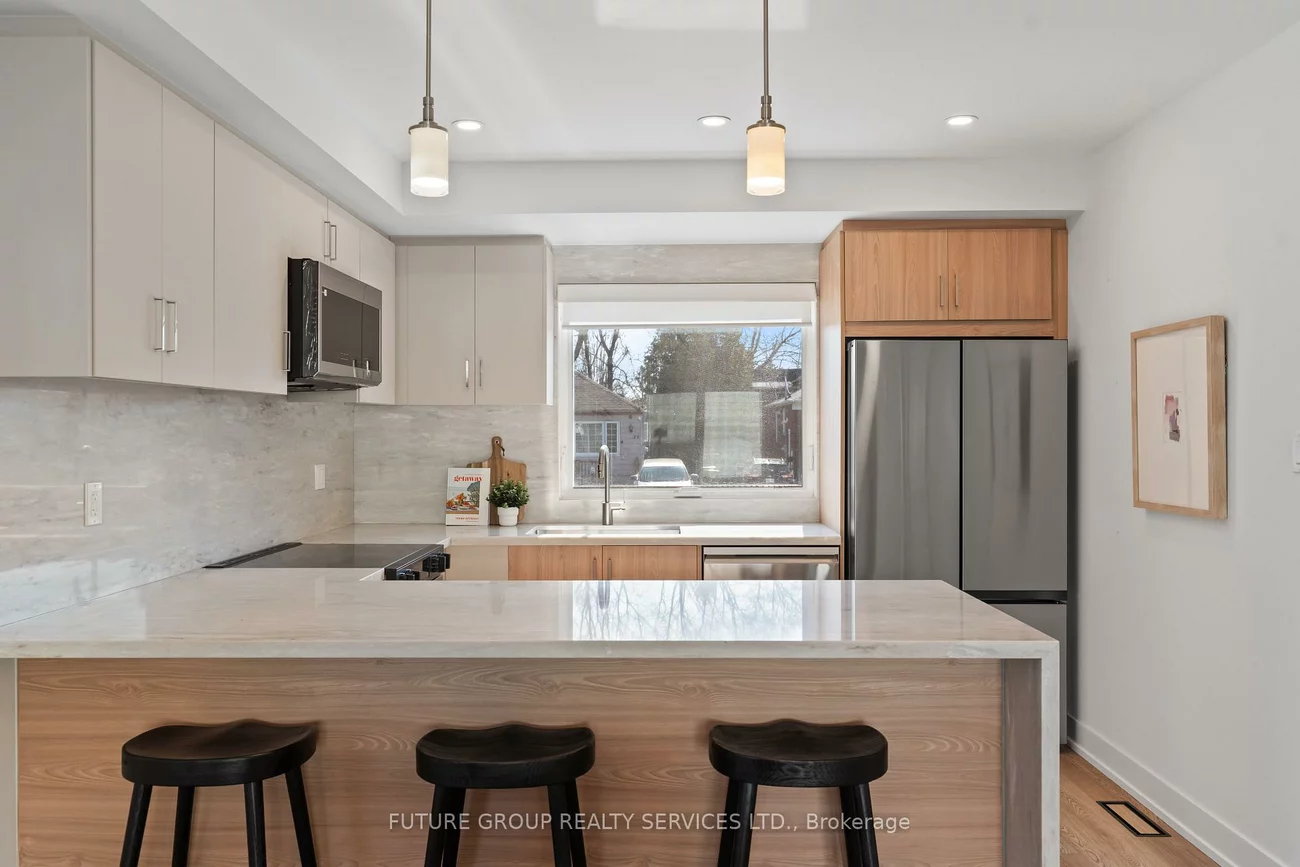 15, Acorn, Islington-City Centre West, Toronto