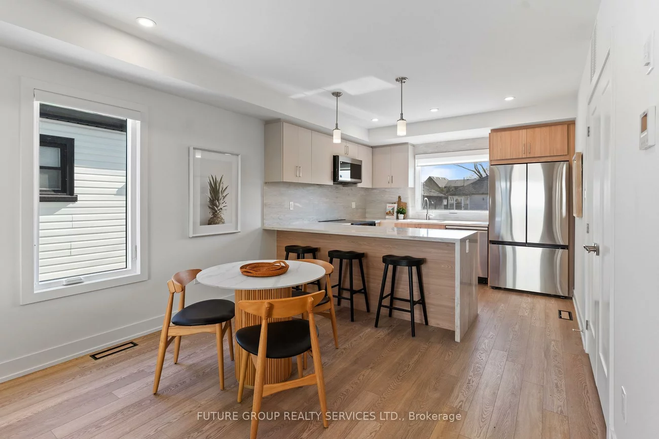 15, Acorn, Islington-City Centre West, Toronto