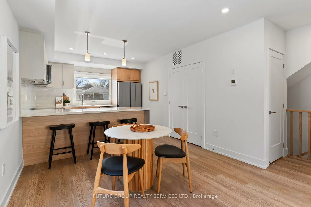 15, Acorn, Islington-City Centre West, Toronto