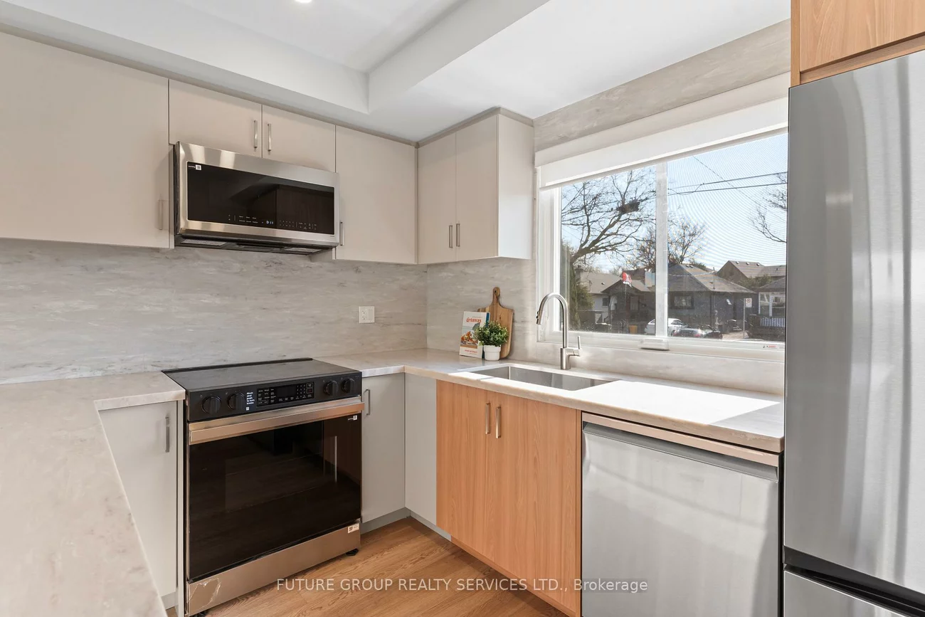 15, Acorn, Islington-City Centre West, Toronto