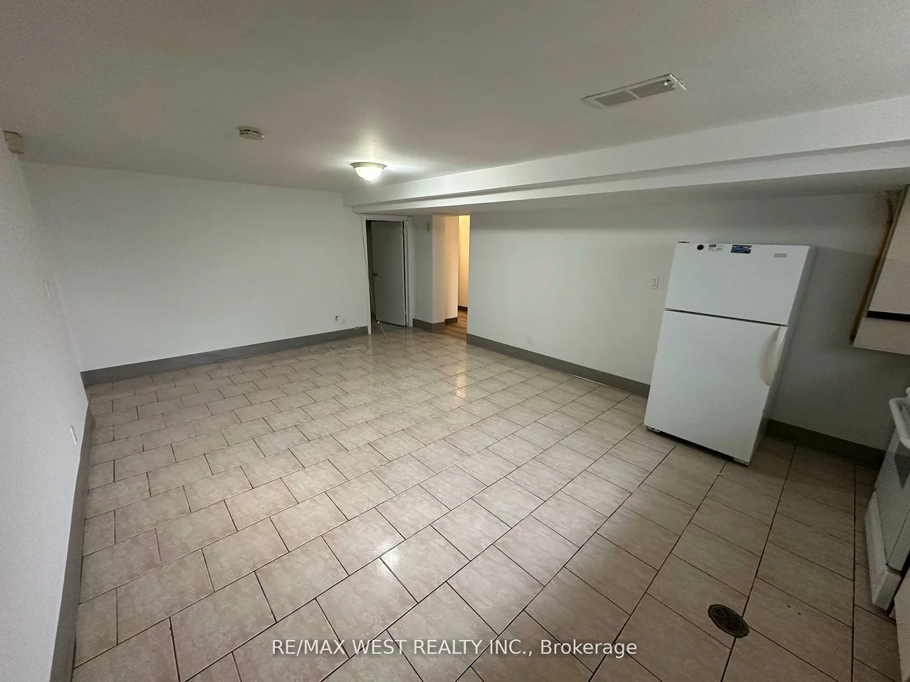 999, Caledonia, Yorkdale-Glen Park, Toronto