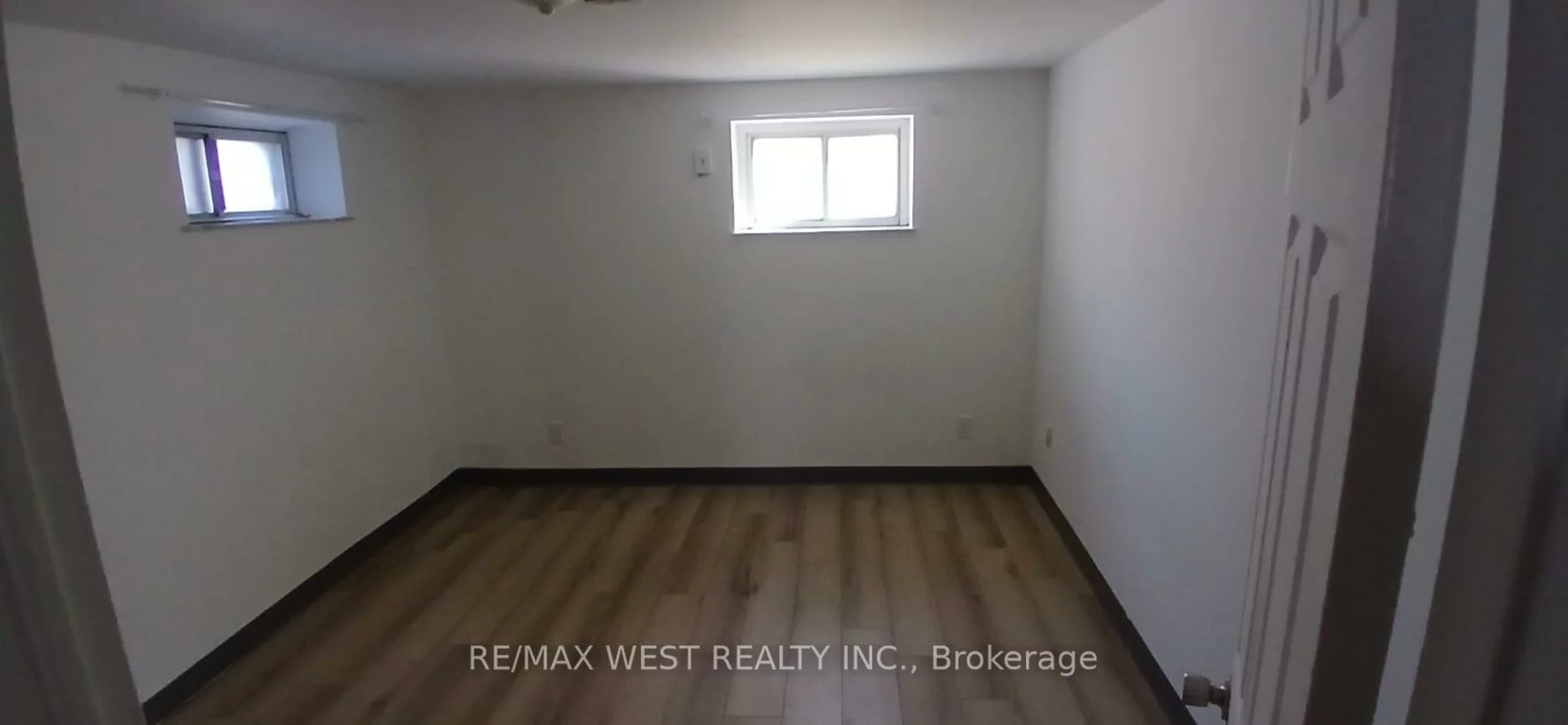 999, Caledonia, Yorkdale-Glen Park, Toronto