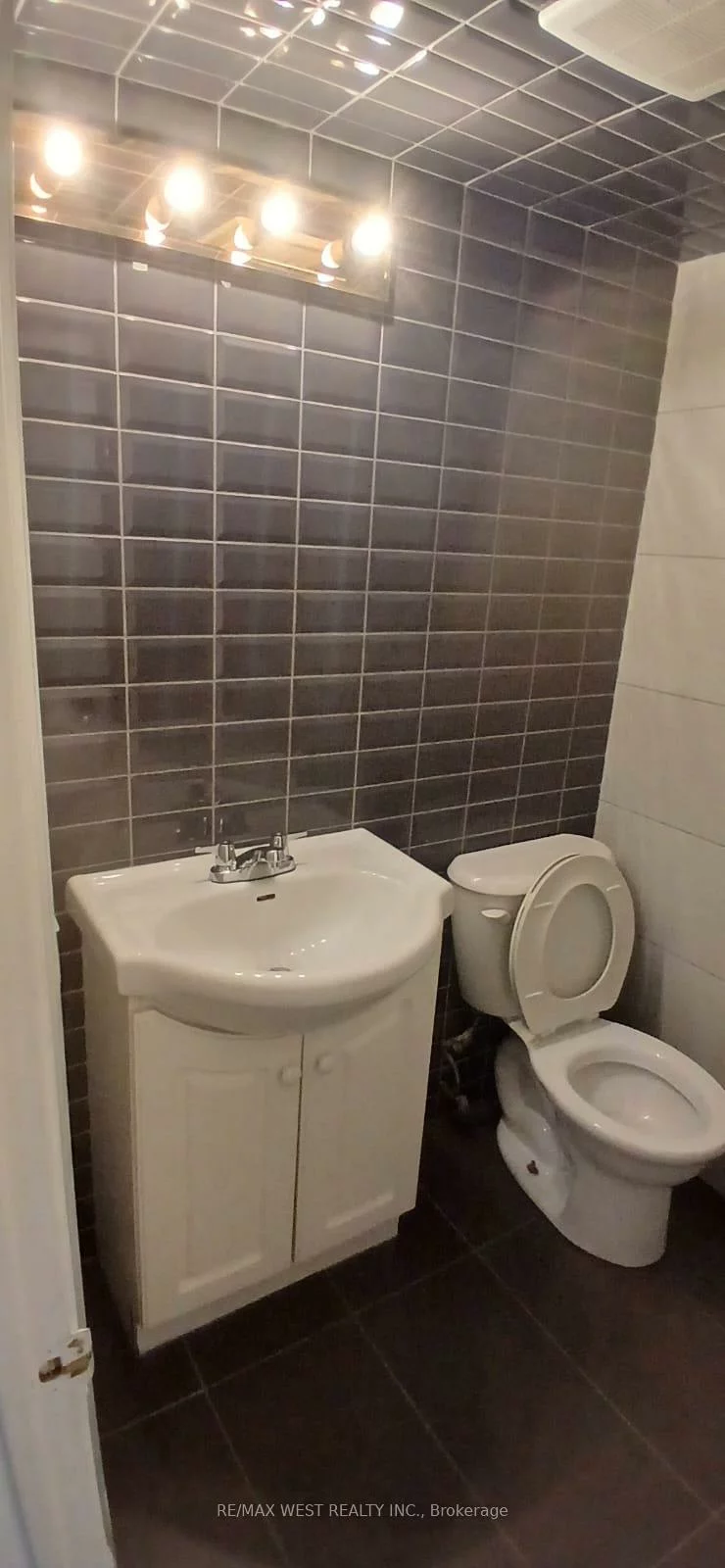 999, Caledonia, Yorkdale-Glen Park, Toronto