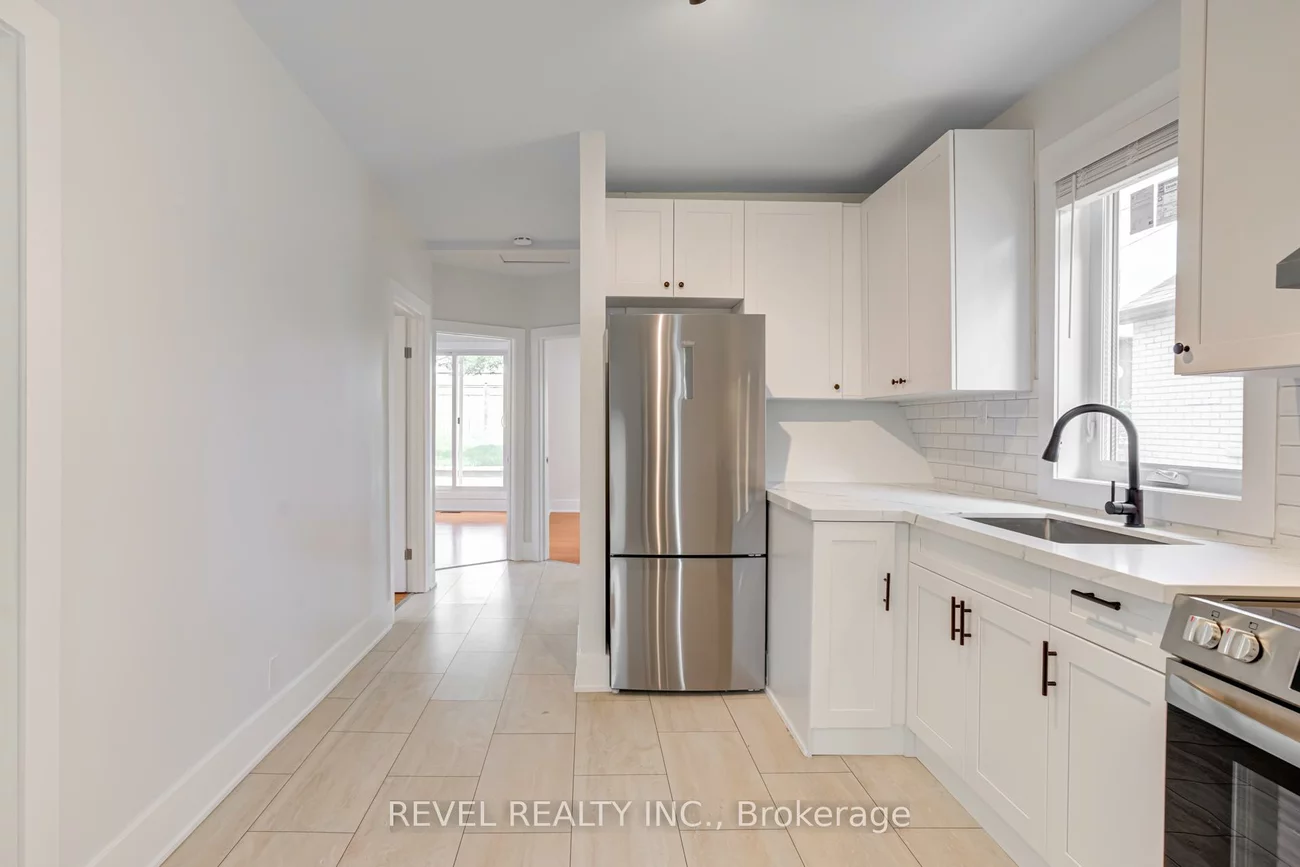 24, Kenora, Keelesdale-Eglinton West, Toronto