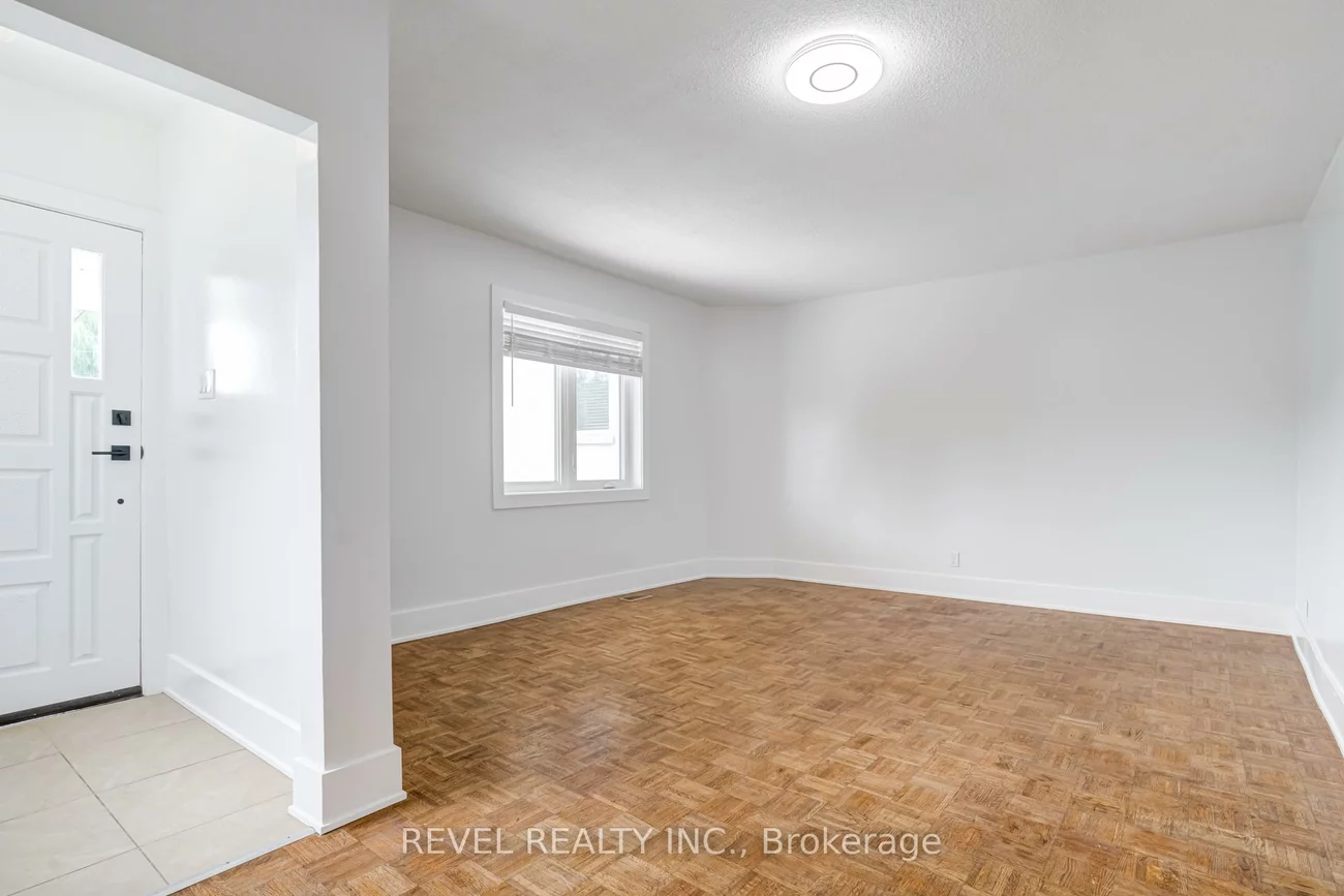 24, Kenora, Keelesdale-Eglinton West, Toronto