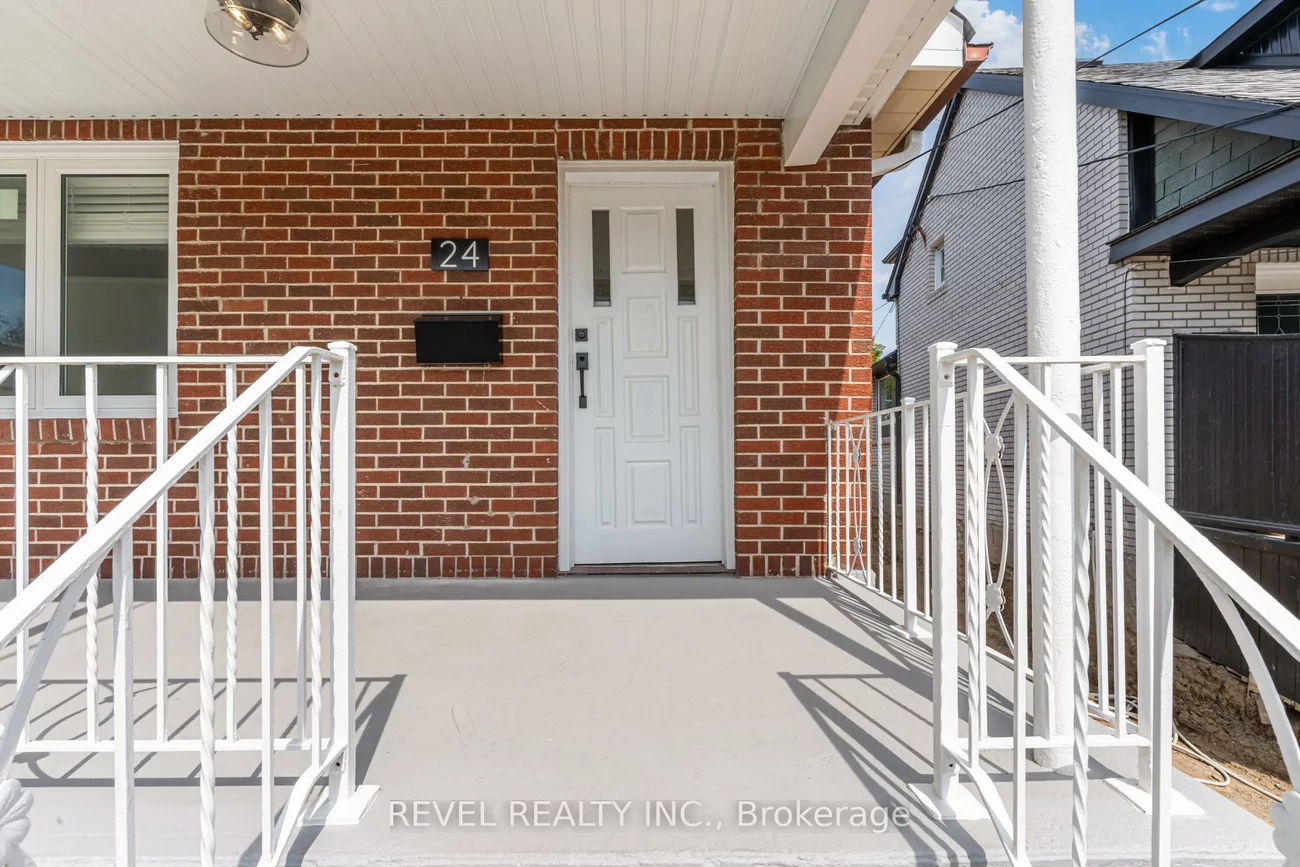 24, Kenora, Keelesdale-Eglinton West, Toronto