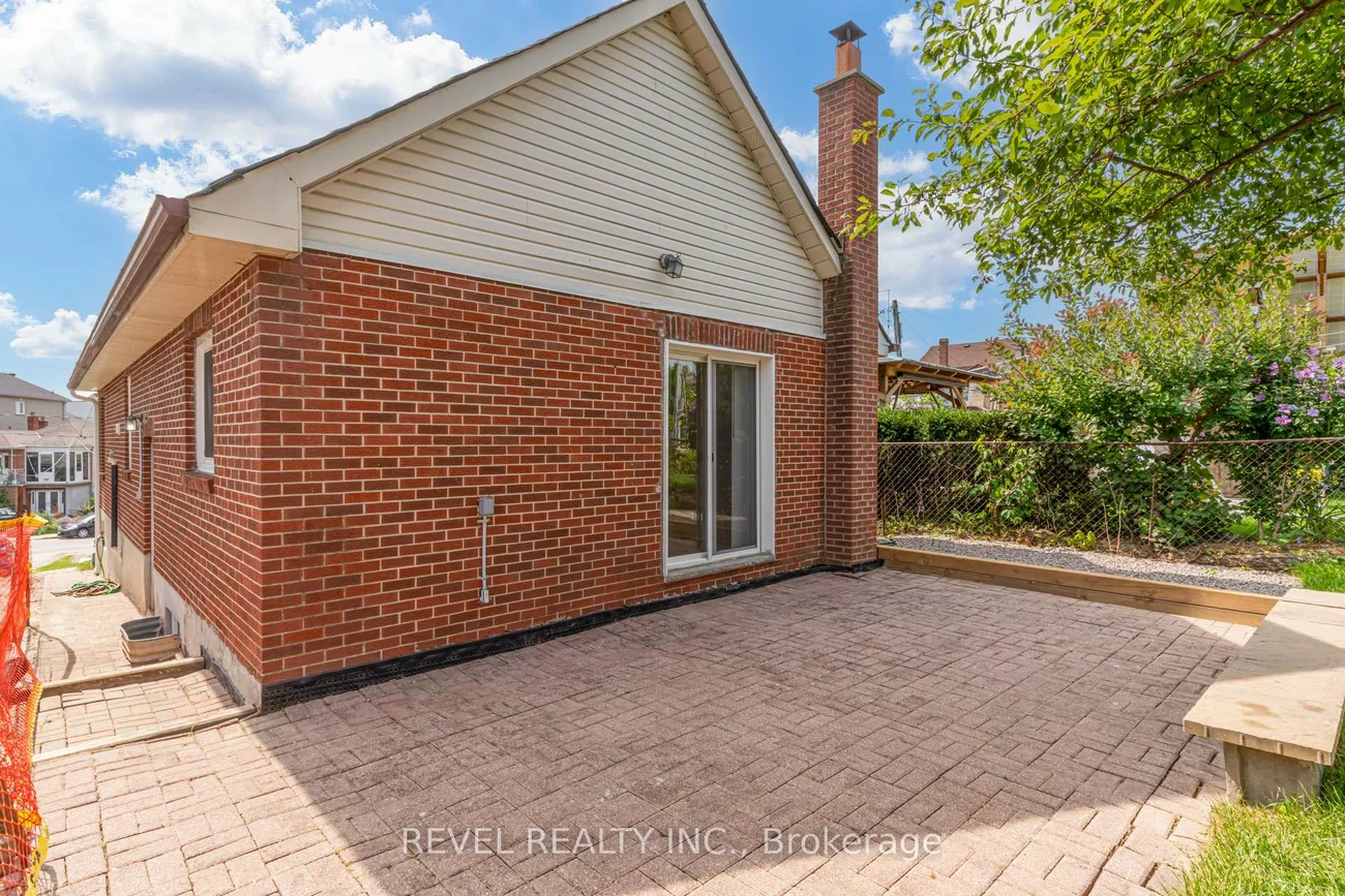 24, Kenora, Keelesdale-Eglinton West, Toronto