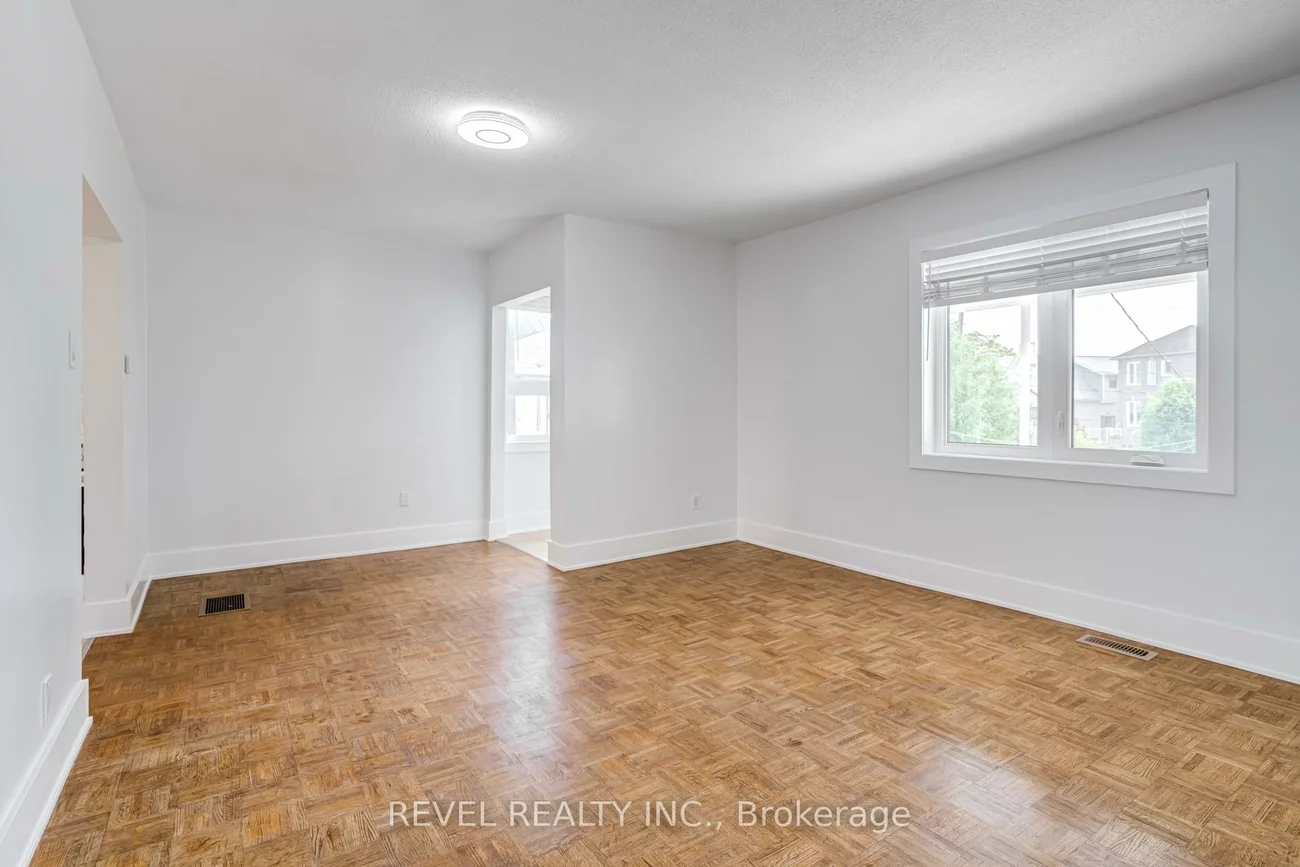 24, Kenora, Keelesdale-Eglinton West, Toronto