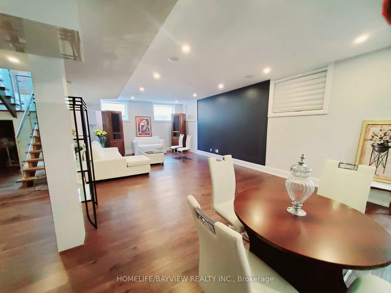 11, walnut, Long Branch, Toronto