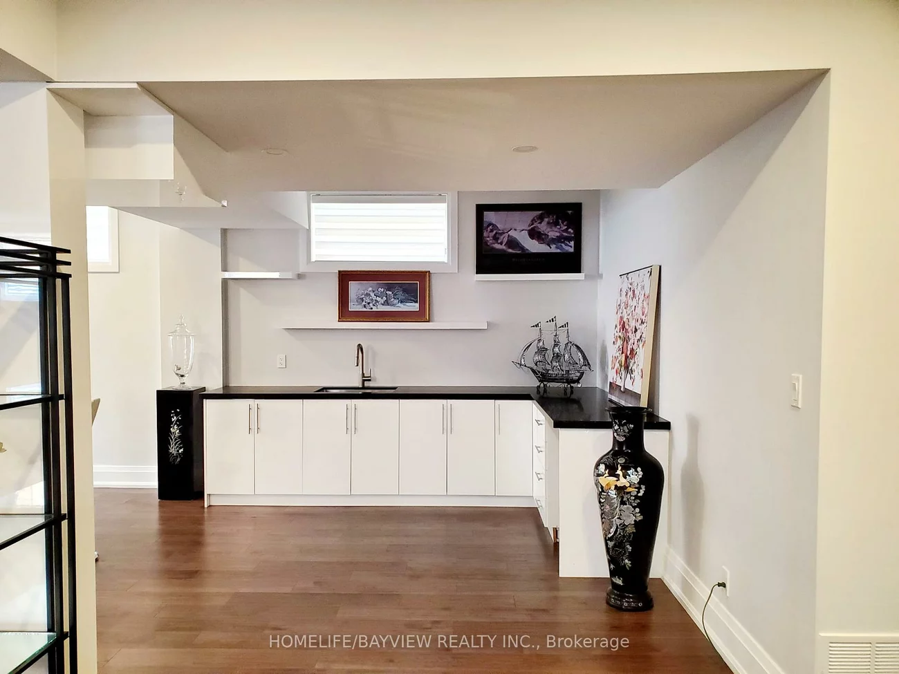 11, walnut, Long Branch, Toronto