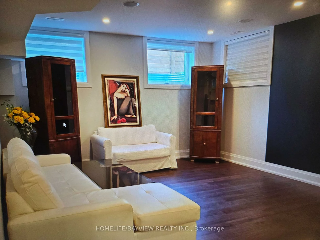 11, walnut, Long Branch, Toronto