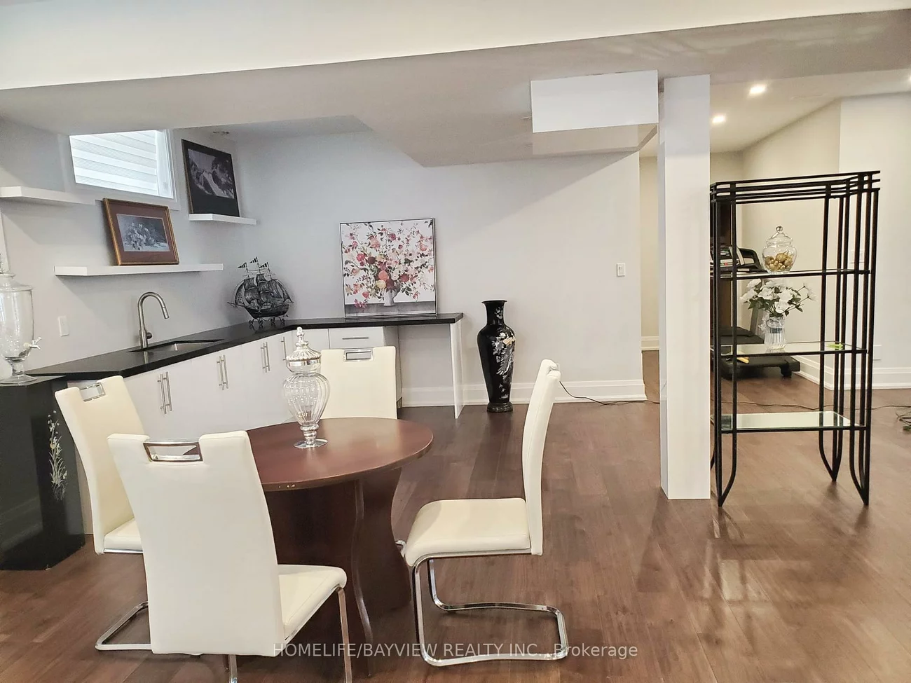 11, walnut, Long Branch, Toronto