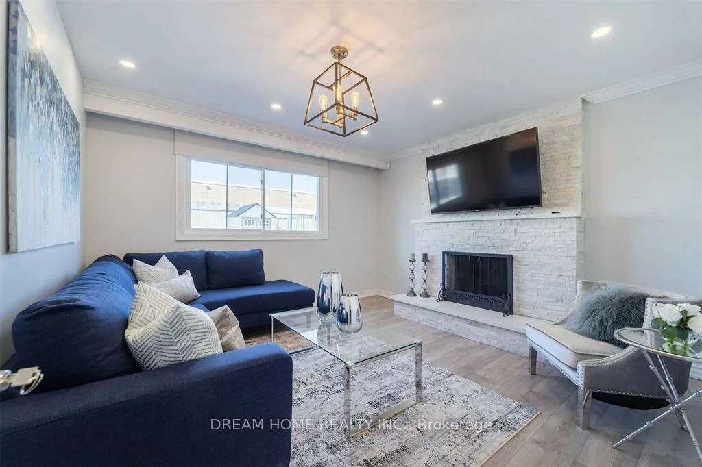 6, Alcester, Yorkdale-Glen Park, Toronto