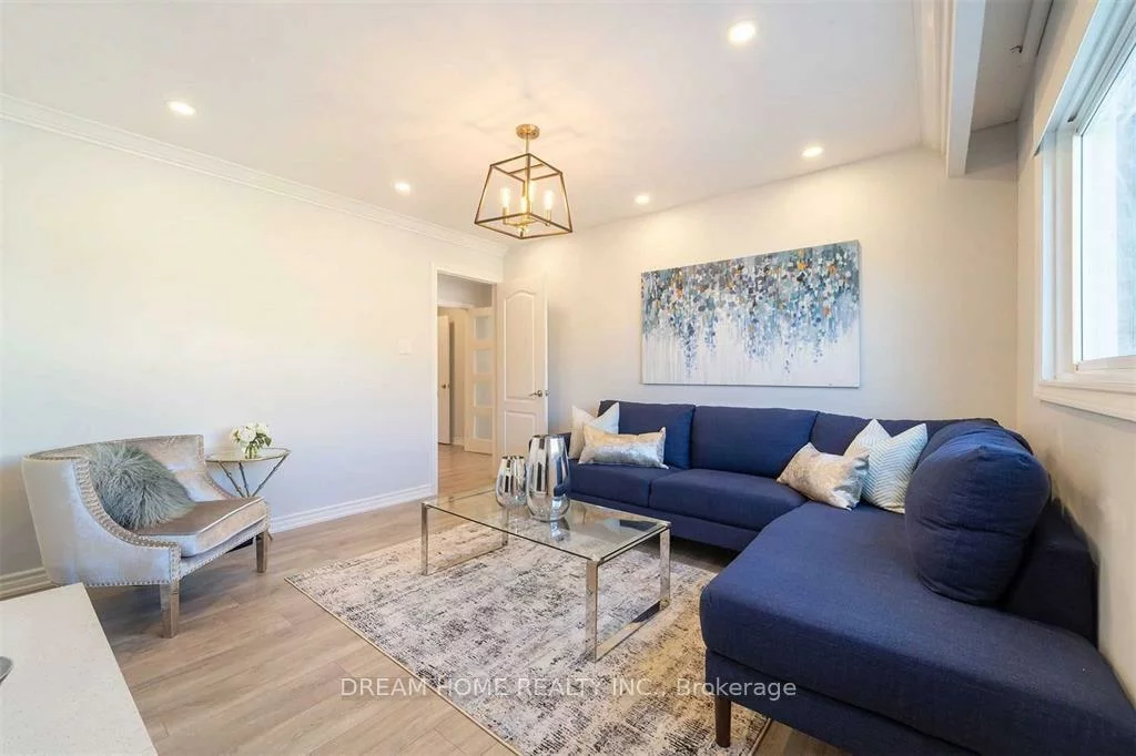 6, Alcester, Yorkdale-Glen Park, Toronto