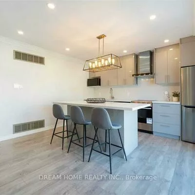 6, Alcester, Yorkdale-Glen Park, Toronto
