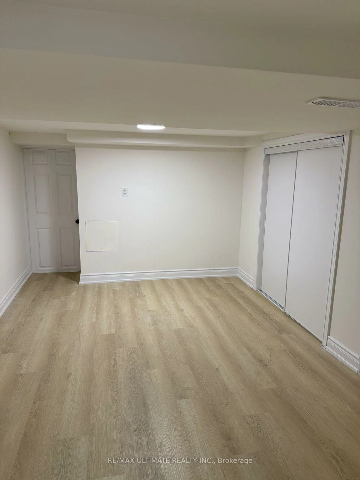 67, Carrick, Weston-Pellam Park, Toronto