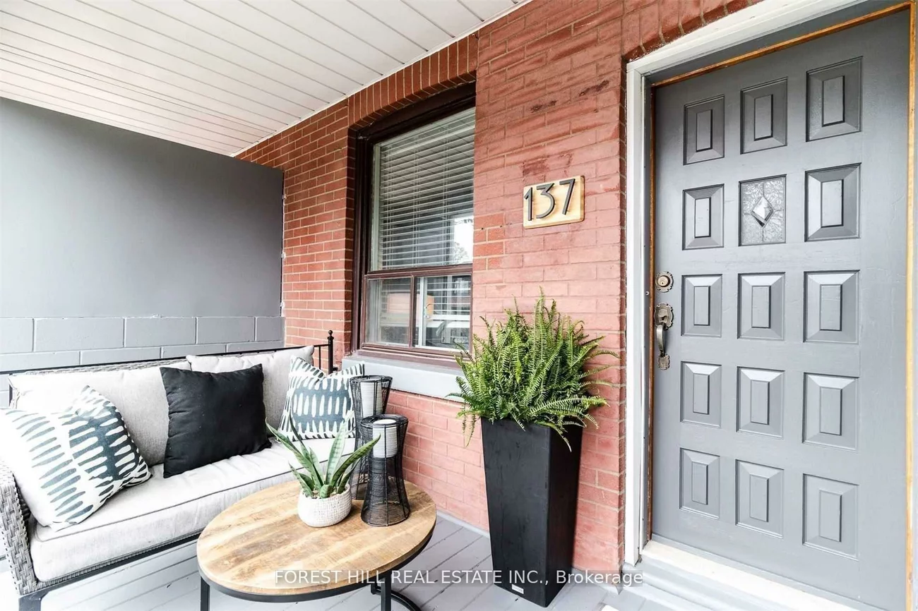 137, Earlscourt, Corso Italia-Davenport, Toronto