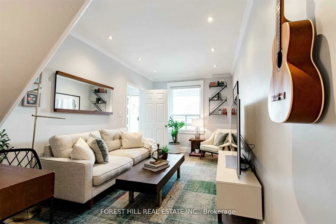 137, Earlscourt, Corso Italia-Davenport, Toronto