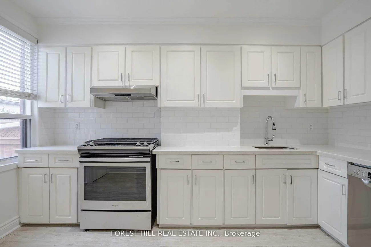 137, Earlscourt, Corso Italia-Davenport, Toronto