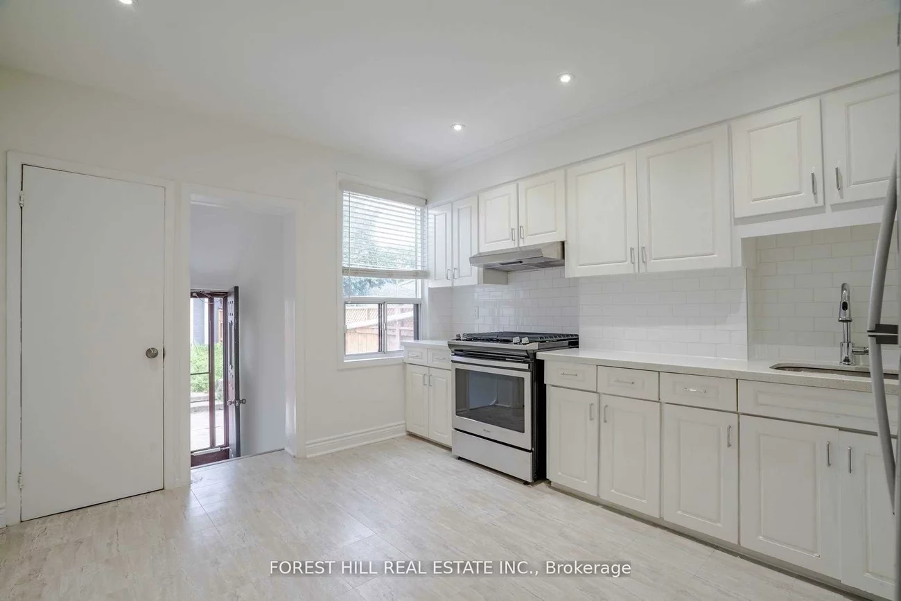 137, Earlscourt, Corso Italia-Davenport, Toronto