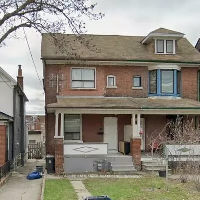 19, Armstrong, Dovercourt-Wallace Emerson-Junction, Toronto