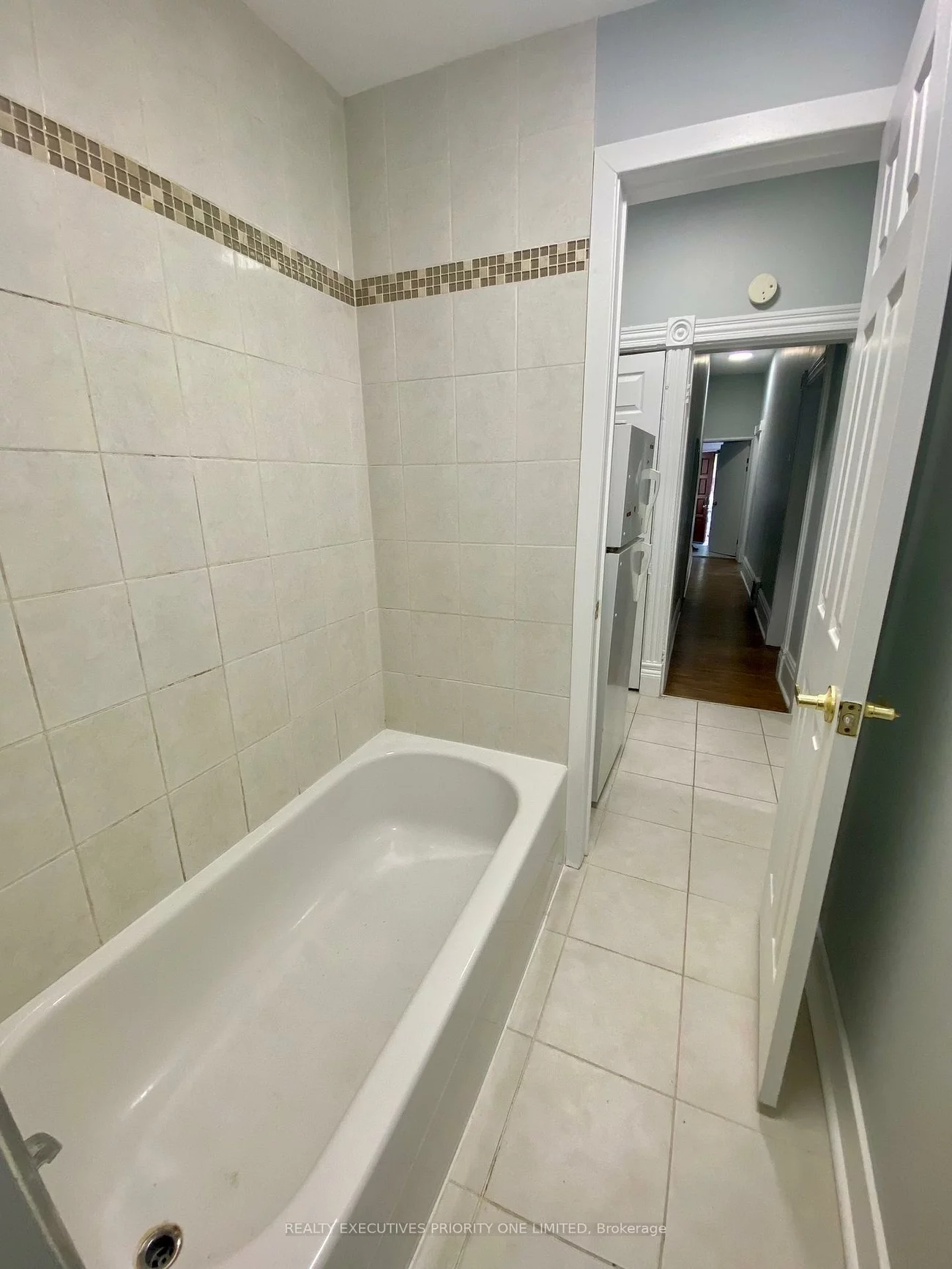 280, Annette, Junction Area, Toronto