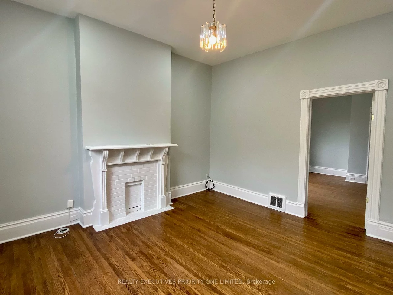 280, Annette, Junction Area, Toronto
