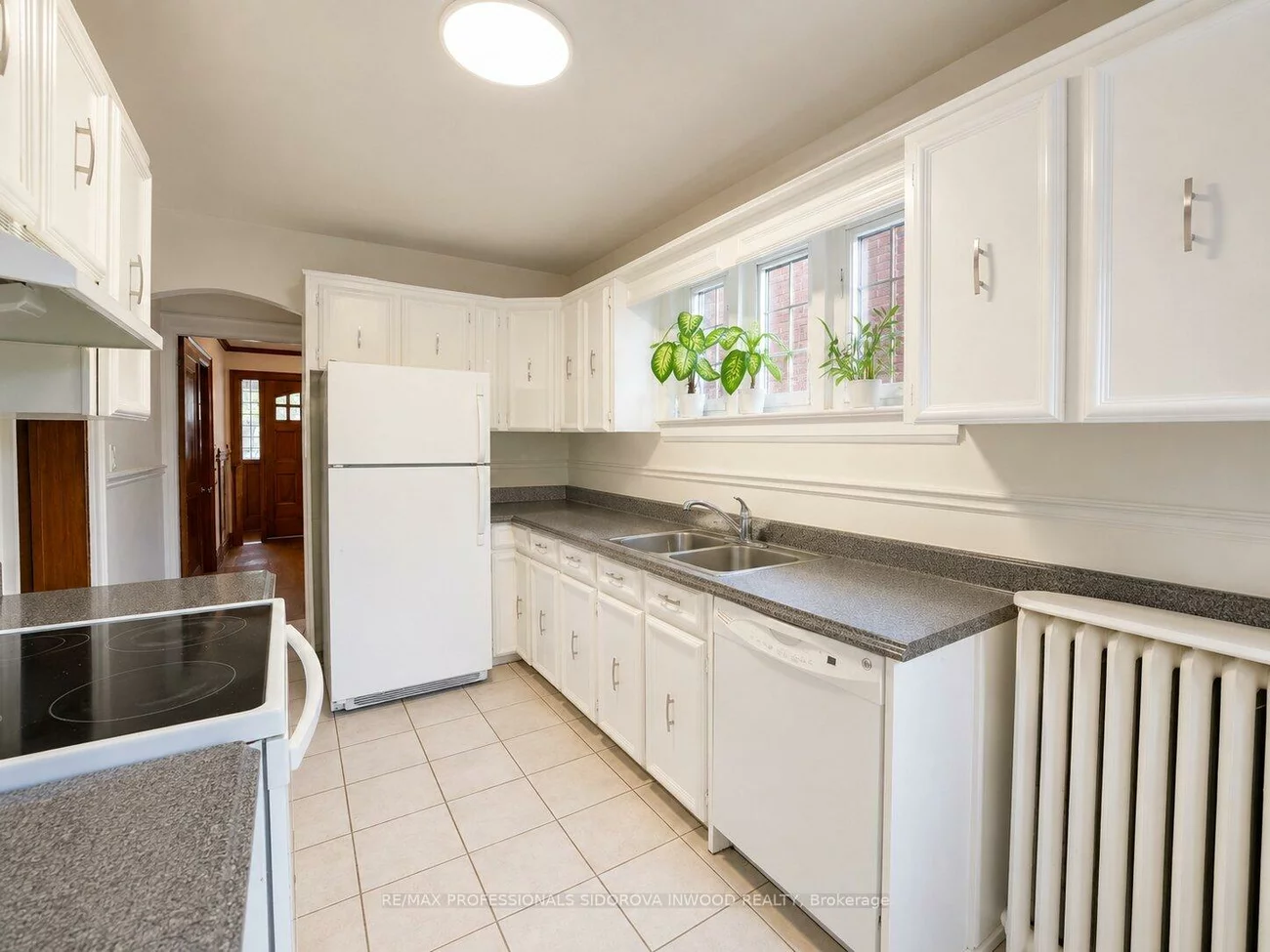 112, Clendenan, High Park North, Toronto