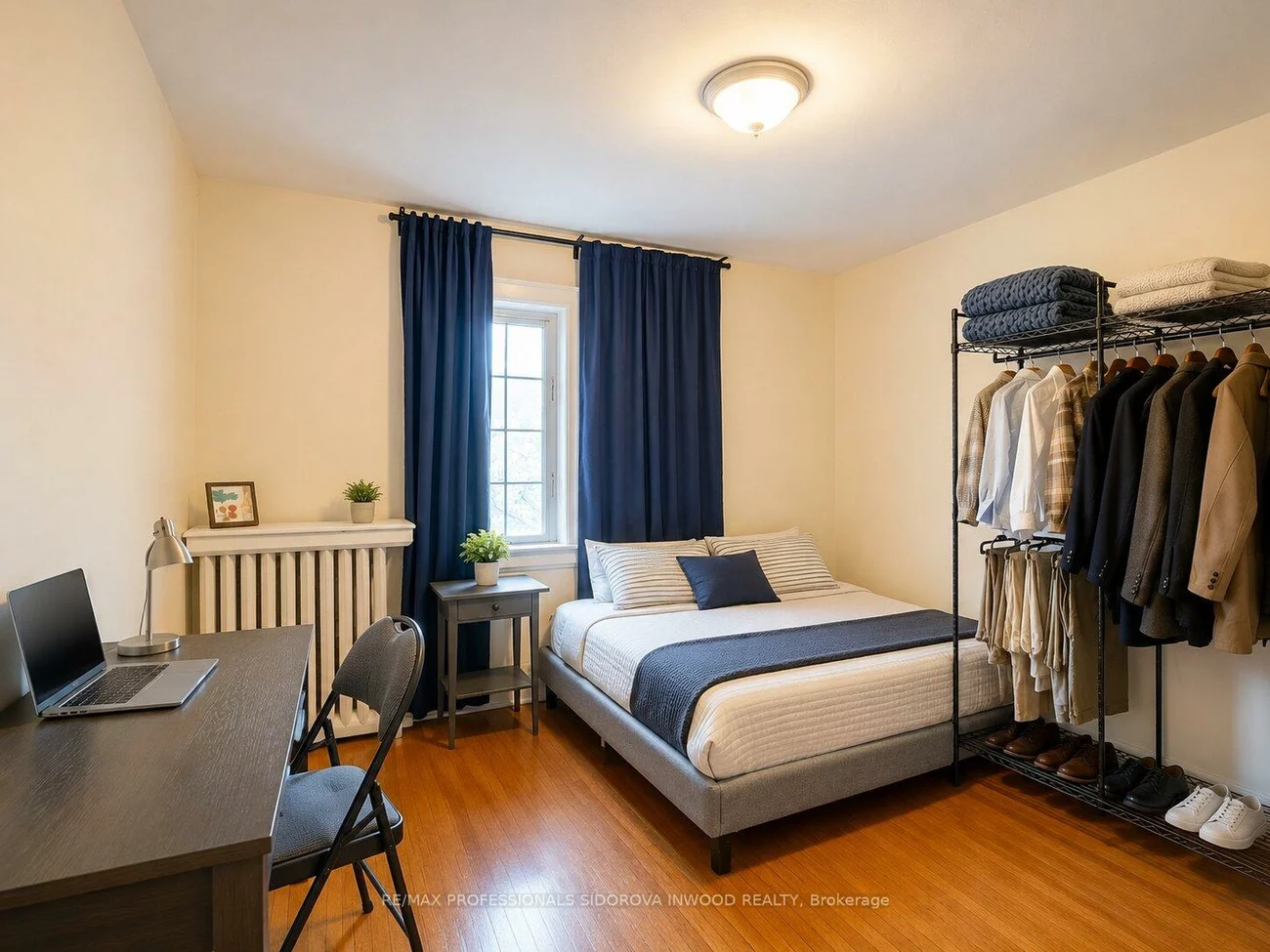 112, Clendenan, High Park North, Toronto